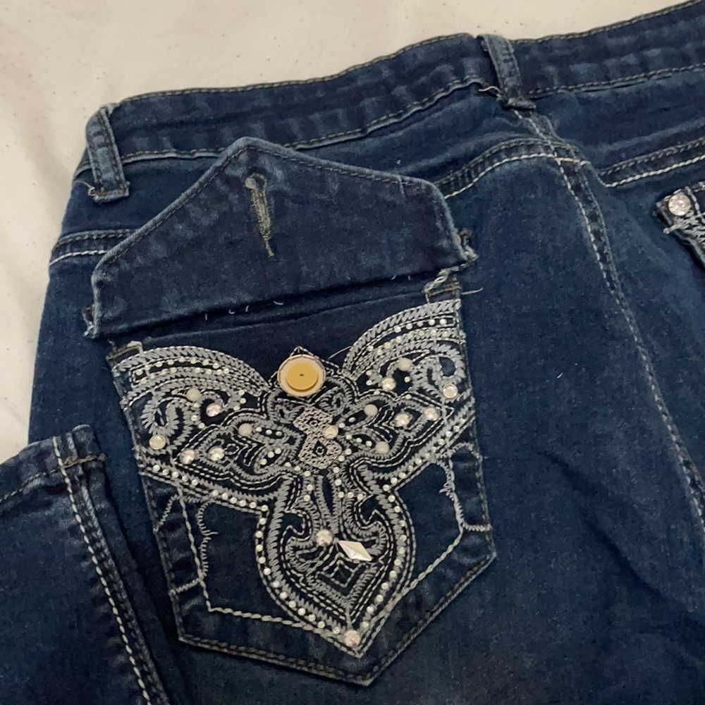 Jeans - Picture 2 of 4